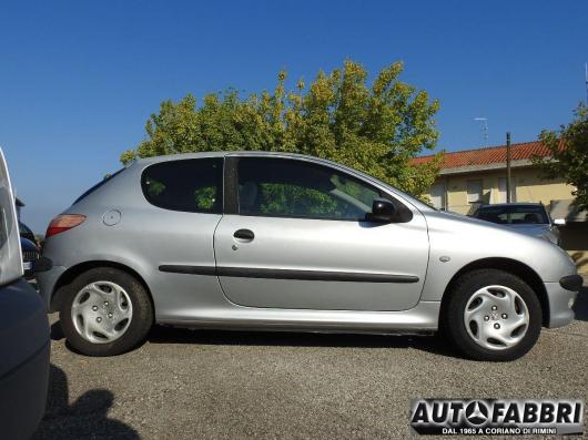 usato PEUGEOT 206