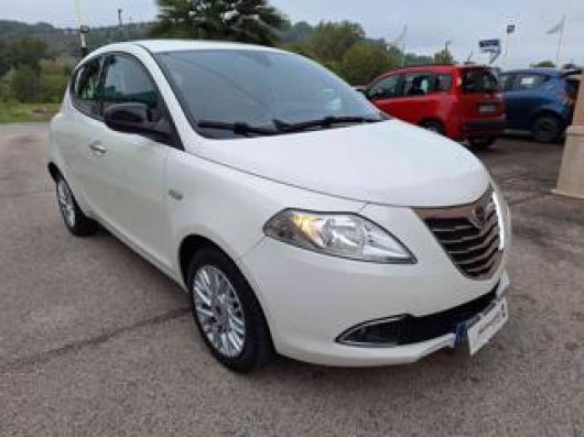 usato LANCIA Ypsilon