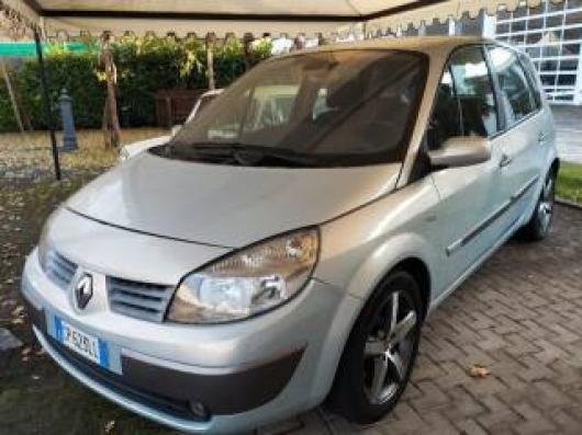 usato RENAULT Scenic