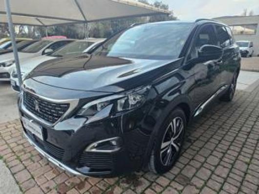 usato PEUGEOT 5008