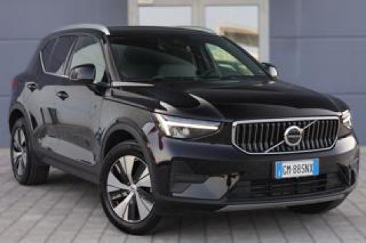 usato VOLVO XC40