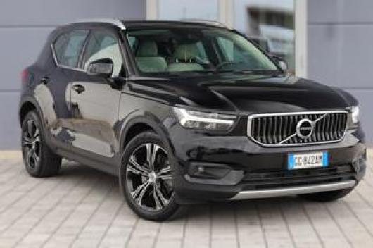 usato VOLVO XC40