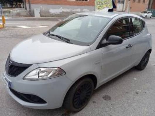 usato LANCIA Ypsilon