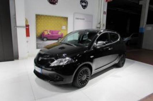 usato LANCIA Ypsilon