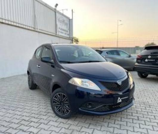 usato LANCIA Ypsilon