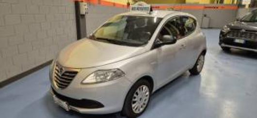 usato LANCIA Ypsilon