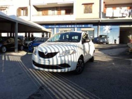 usato LANCIA Ypsilon