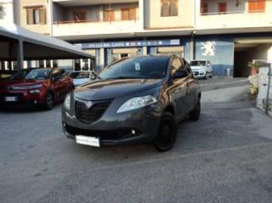 usato LANCIA Ypsilon