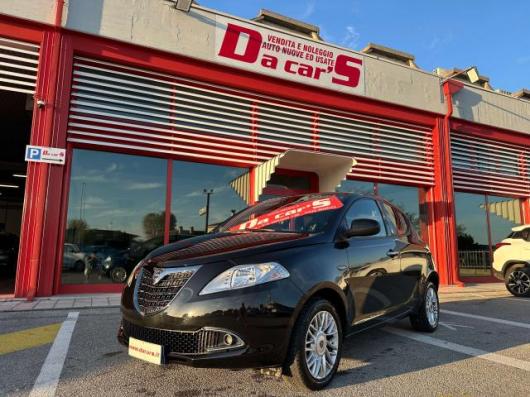 usato LANCIA Ypsilon