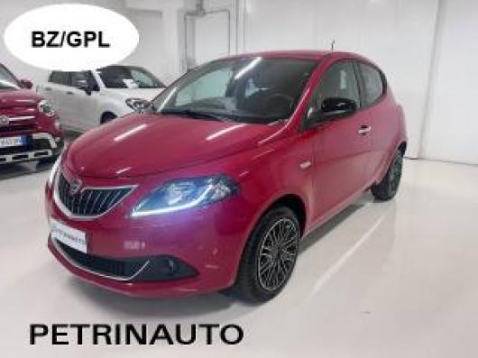 usato LANCIA Ypsilon