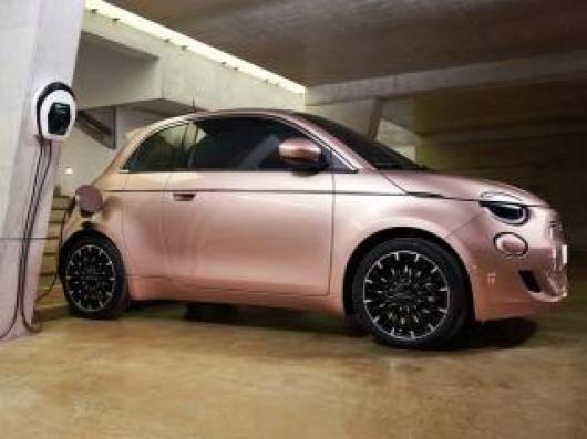 Km 0 FIAT 500