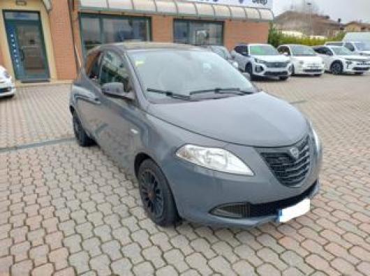 usato LANCIA Ypsilon