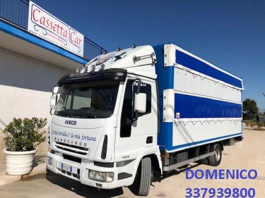 usato IVECO EUROCARGO 75E15 TRASPORTO CAVALLI ANIMALI VIVI