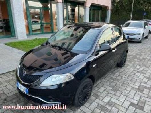 usato LANCIA Ypsilon