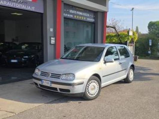 usato VOLKSWAGEN Golf