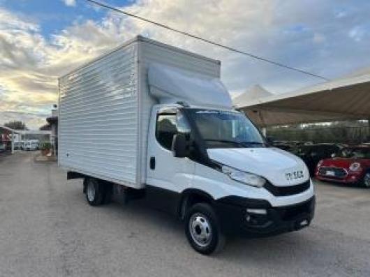 usato IVECO Daily