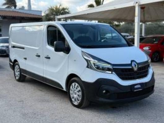 usato RENAULT Trafic