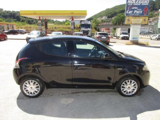 usato LANCIA Ypsilon