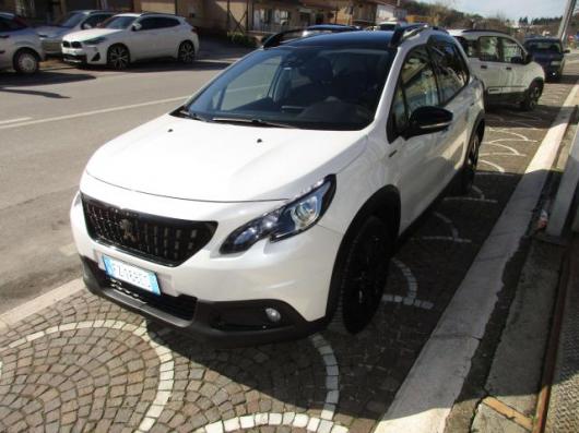 usato PEUGEOT 2008