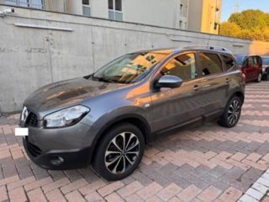 usato NISSAN Qashqai+2