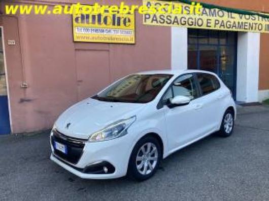 usato PEUGEOT 208