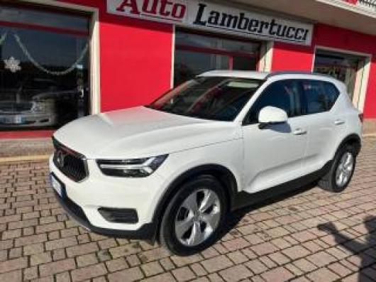 usato VOLVO XC40