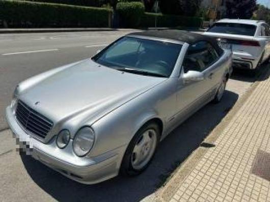 usato MERCEDES CLK 200