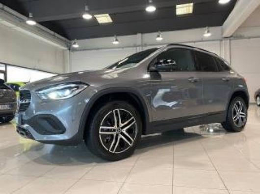 usato MERCEDES GLA 200