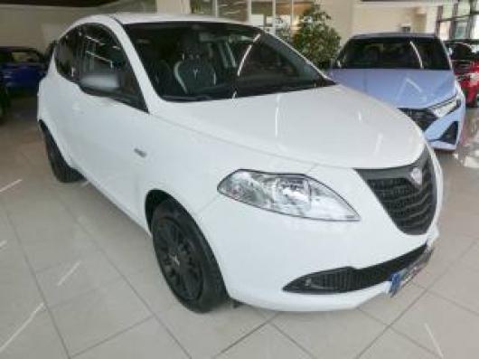 usato LANCIA Ypsilon