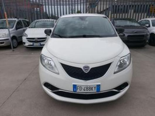 usato LANCIA Ypsilon