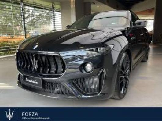 nuovo MASERATI Levante