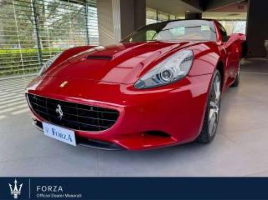 usato FERRARI California