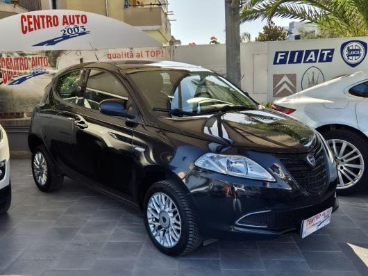 usato LANCIA Ypsilon