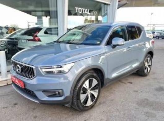 usato VOLVO XC40