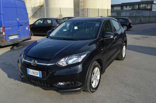 HR V