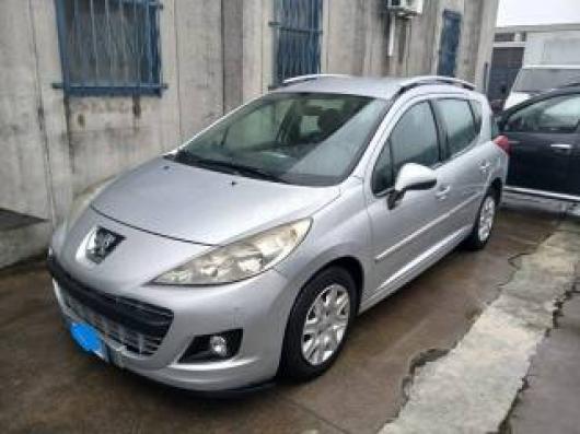 usato PEUGEOT 207