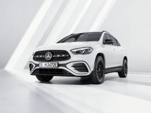 Km 0 MERCEDES GLA 200