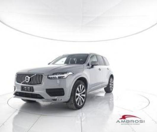 nuovo VOLVO XC90