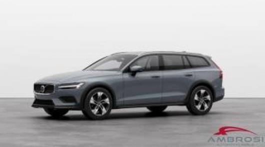 nuovo VOLVO V60 Cross Country