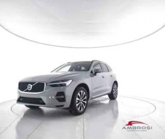 nuovo VOLVO XC60