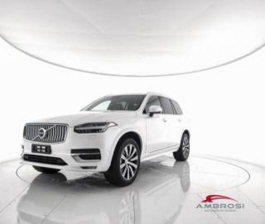 nuovo VOLVO XC90