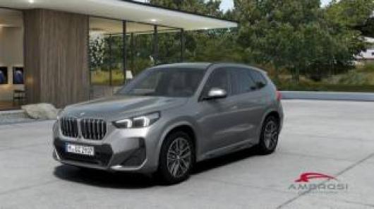 nuovo BMW X1