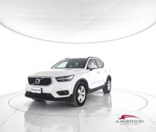 usato VOLVO XC40