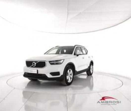 usato VOLVO XC40