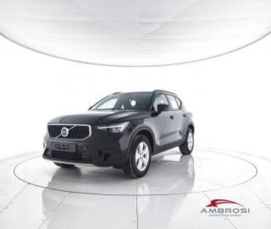 nuovo VOLVO XC40