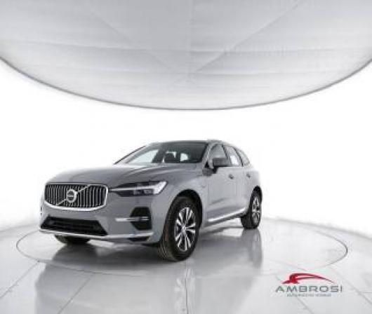 nuovo VOLVO XC60