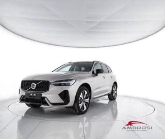 nuovo VOLVO XC60