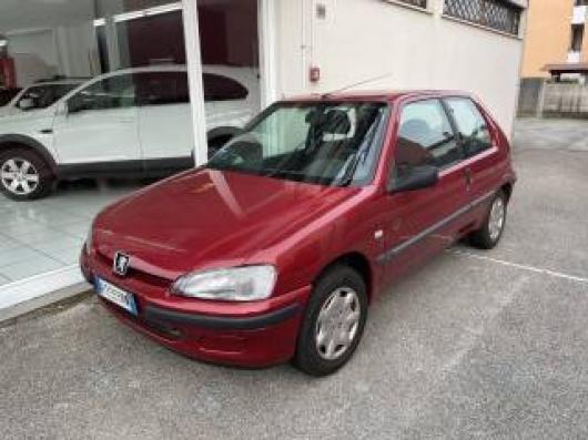 usato PEUGEOT 106