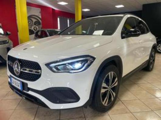 usato MERCEDES GLA 200