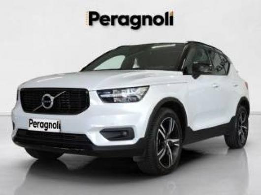 usato VOLVO XC40